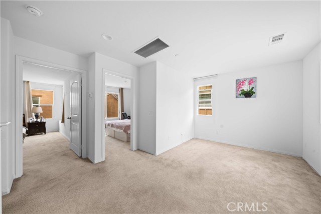 Detail Gallery Image 18 of 42 For 5874 Silver Oaks Dr, Chino,  CA 91710 - 3 Beds | 2/1 Baths