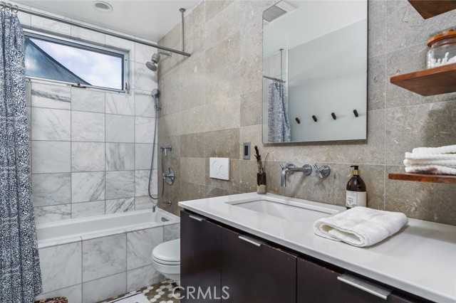 Detail Gallery Image 31 of 68 For 1933 Whittier Ave, Costa Mesa,  CA 92627 - 4 Beds | 2 Baths