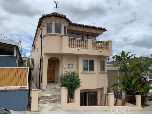 1110 2nd Street, Hermosa Beach, California 90254, 4 Bedrooms Bedrooms, ,2 BathroomsBathrooms,Residential,Sold,2nd,SB21178030