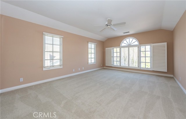 9 Sunrise, Irvine CA: https://media.crmls.org/medias/74deffc1-2d1b-425c-8e1c-208118622b42.jpg