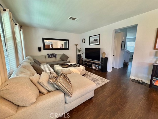 Detail Gallery Image 5 of 31 For 14515 Crestview, Moreno Valley,  CA 92555 - 4 Beds | 2/1 Baths