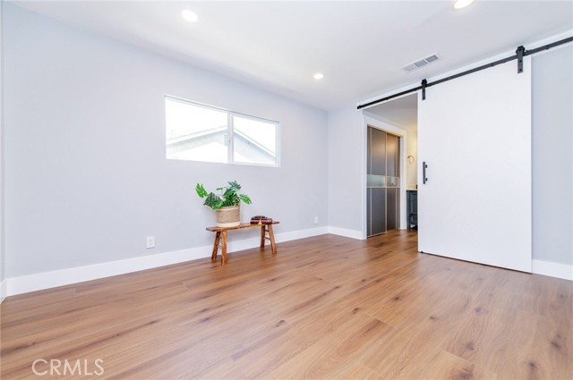 22733 Islamare, Lake Forest CA: https://media.crmls.org/medias/74e23fd7-bb7d-42d0-bd53-45af15d013b3.jpg