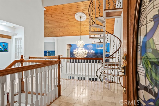 3916 Carnavon Way, Los Angeles CA: https://media.crmls.org/medias/74e30e6d-fc03-43f9-bf5b-2aeaf455798f.jpg
