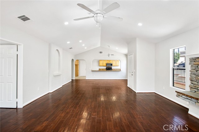 Detail Gallery Image 16 of 57 For 30310 Spray Dr, Canyon Lake,  CA 92587 - 3 Beds | 2 Baths