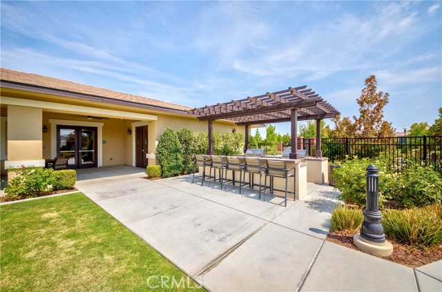Detail Gallery Image 65 of 67 For 11504 Campus Park Dr, Bakersfield,  CA 93311 - 3 Beds | 3/1 Baths