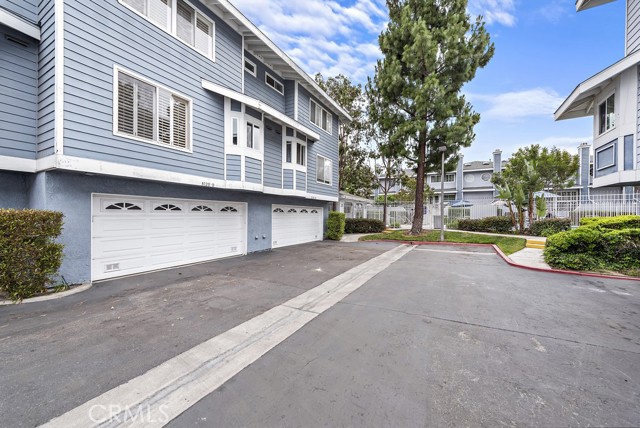 Image 3 for 8120 Islandview Circle #D, Huntington Beach, CA 92646