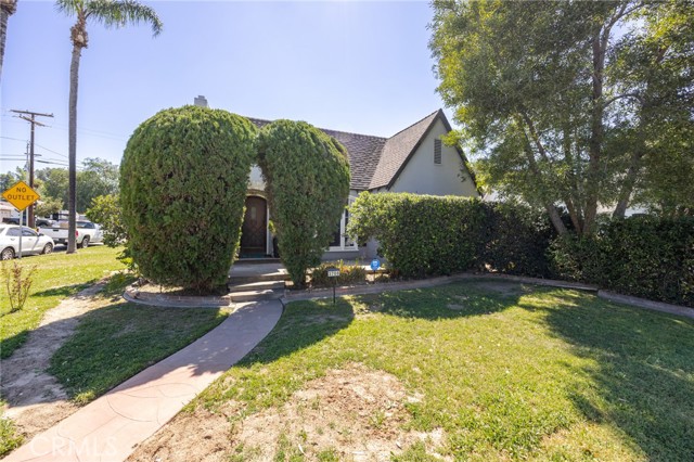 Detail Gallery Image 3 of 30 For 3708 Jurupa Ave, Riverside,  CA 92506 - 3 Beds | 1 Baths