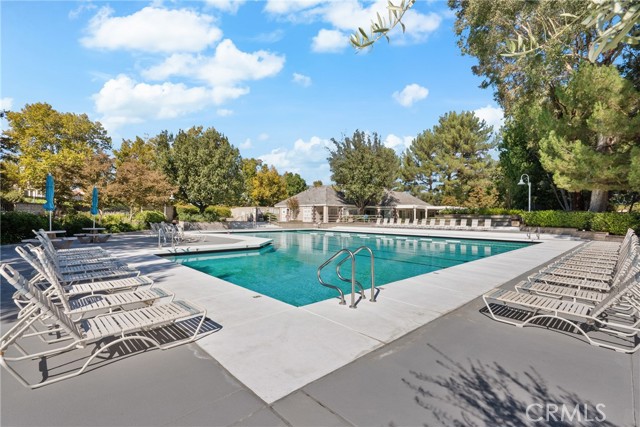 Detail Gallery Image 59 of 64 For 24436 Hampton Dr #C,  Valencia,  CA 91355 - 2 Beds | 2/1 Baths