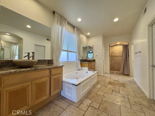 Detail Gallery Image 27 of 53 For 45632 Corte Royal, Temecula,  CA 92592 - 3 Beds | 3 Baths