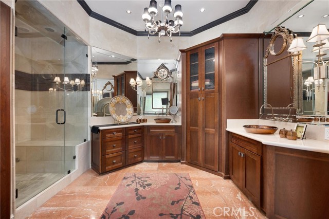 Detail Gallery Image 31 of 72 For 8905 Saint Cloud Ln, Bakersfield,  CA 93311 - 4 Beds | 4/1 Baths