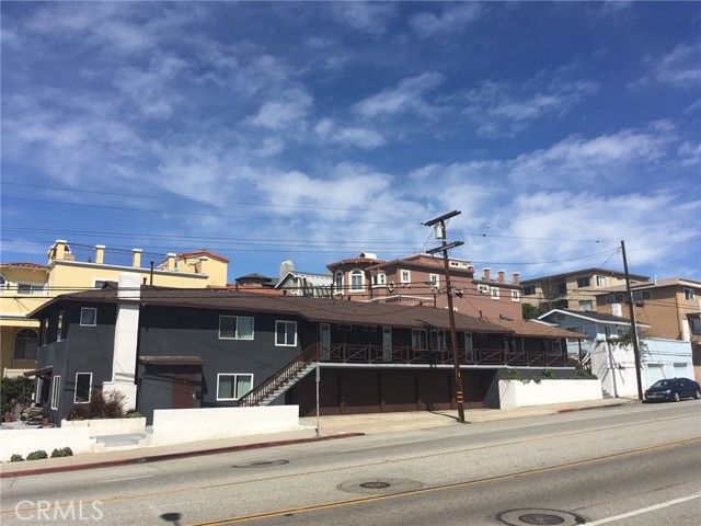 500 N Helberta Avenue Redondo Beach, California 500 N Helberta Ave is an 8 unit property and includes a stand alone 2BR/1BA home. Excellent unit mix: (3) 2 Bedrooms/1 Bathroom, (4) 1 Bedroom/1 Bathroom & (1) Studio. All units have been meticulously updated and renovated. New kitchens: shaker cabinetry, quartz counters, designer tile backsplashes and most have new stainless steel appliances and real marble floors. Bathrooms: new tub and tiled shower enclosures, new vanities, lighted mirrors and new fixtures. All units have new hardwood laminate flooring, have been freshly painted with modern color schemes and have private outdoor space. Select units have ocean views. All new plumbing and electrical systems. All new windows. Each unit has its own water heater (7 of 8 are brand new). Onsite laundry (machines owned) and secured garage parking. One garage used by the owner could be rented for additional income. The property is ideally located just a few blocks to the beach, Redondo Beach Pier, marina and Seaside Lagoon. It’s close to a number of restaurants and walking distance to Whole Foods and Starbucks. Also walking distance to award winning schools of all levels. Every unit is occupied by a great tenant at solid rental rates. The current/actual gross annual income is $255,840. With a real NOI of $173,301 the property is priced at an above market 3.75%+ CAP. It’s a turnkey asset perfect for an exchange buyer or anyone looking to add a well located asset in great condition to their portfolio.