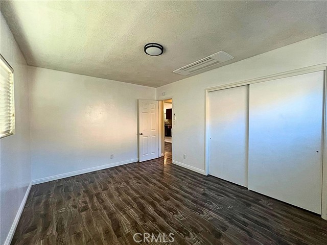 Detail Gallery Image 10 of 21 For 174 S Grand Army, San Jacinto,  CA 92583 - 2 Beds | 1 Baths