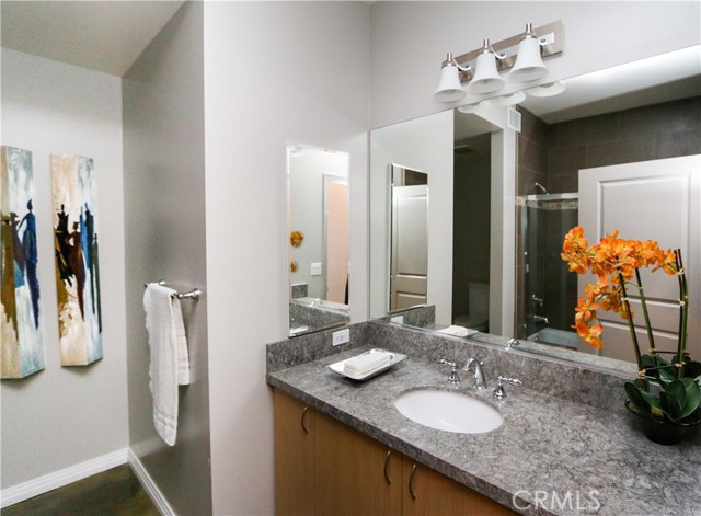 Detail Gallery Image 21 of 33 For 125 N Raymond Ave #412,  Pasadena,  CA 91103 - 2 Beds | 2 Baths