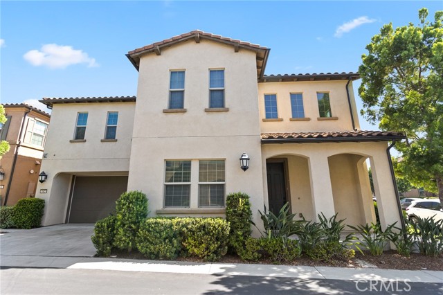 Detail Gallery Image 1 of 28 For 142 Yellow, Irvine,  CA 92618 - 4 Beds | 3 Baths