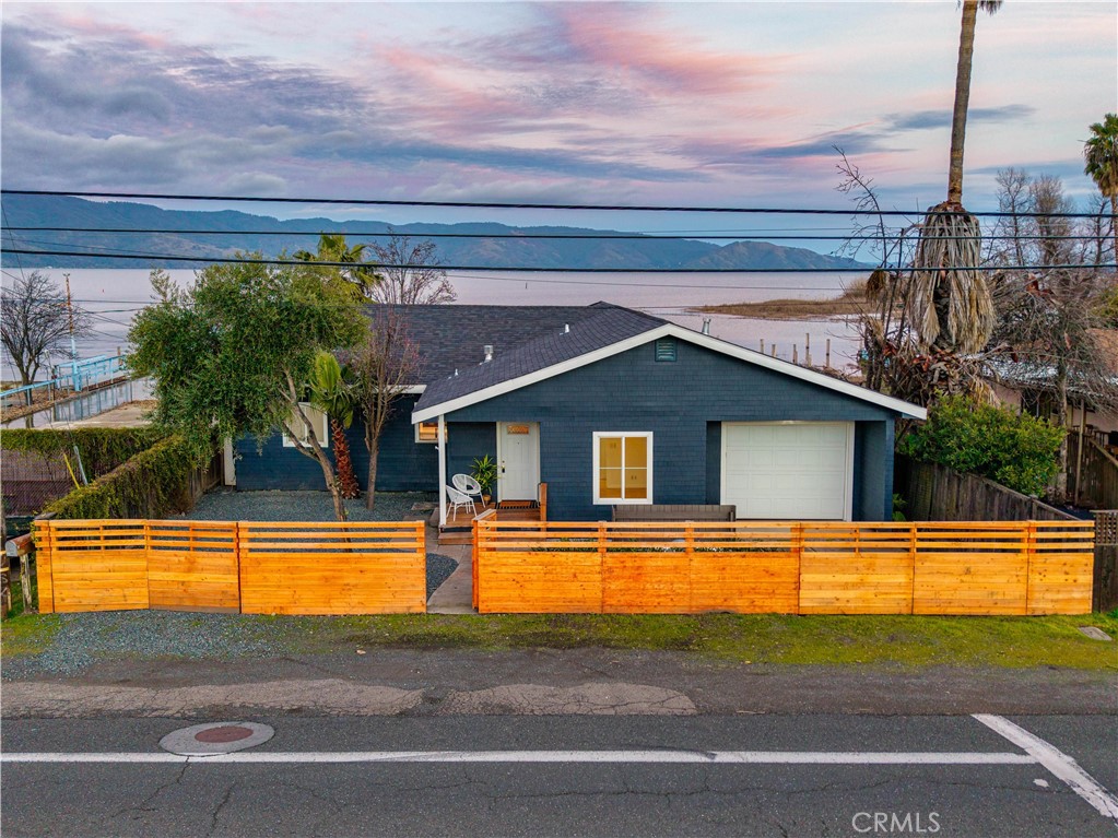 4200 Lakeshore Boulevard