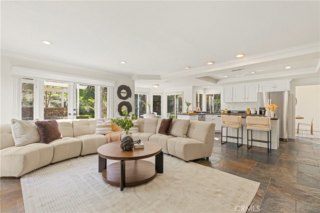 MLS #OC25257954 image #7