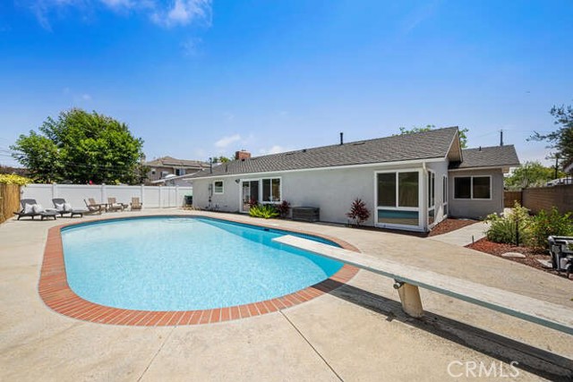 3221 Copa De Oro Drive, Los Alamitos CA: https://media.crmls.org/medias/74e806a1-9f09-4305-b93b-11fe685a91d3.jpg