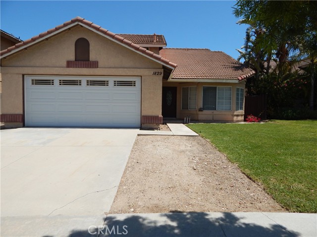 1829 Rockcrest Drive, Corona CA: https://media.crmls.org/medias/74e8e380-6f65-413e-a5ff-8ccf49bc85ea.jpg