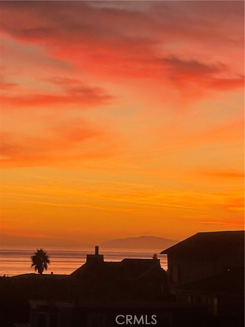 Detail Gallery Image 4 of 36 For 320 Ashton Dr, Laguna Beach,  CA 92651 - 3 Beds | 1/1 Baths