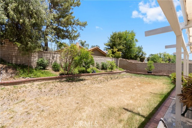 Detail Gallery Image 33 of 47 For 21965 Jeffers Ln, Saugus,  CA 91350 - 5 Beds | 3 Baths