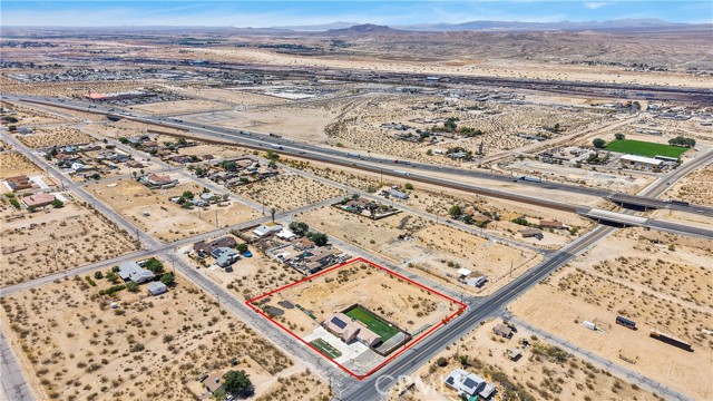 28094 Church Street, Barstow CA: https://media.crmls.org/medias/74e9b7f8-f19c-4c6b-9818-6dc2ce40e853.jpg
