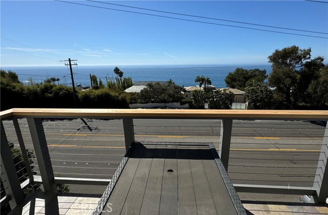 Detail Gallery Image 1 of 18 For 222 Arch #4,  Laguna Beach,  CA 92651 - 2 Beds | 2 Baths