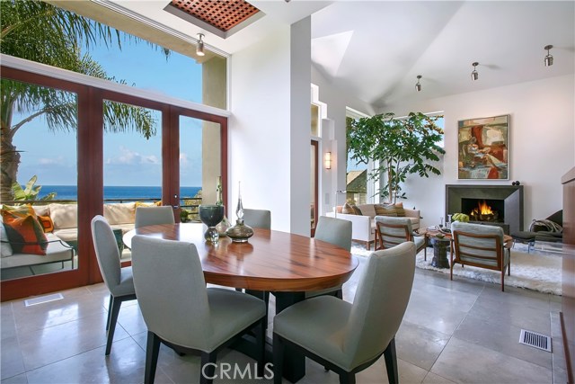 728 Rembrandt Dr, Laguna Beach, CA 92651