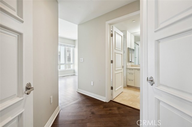 Detail Gallery Image 32 of 71 For 619 Caruso Ave, Glendale,  CA 91210 - 2 Beds | 3 Baths