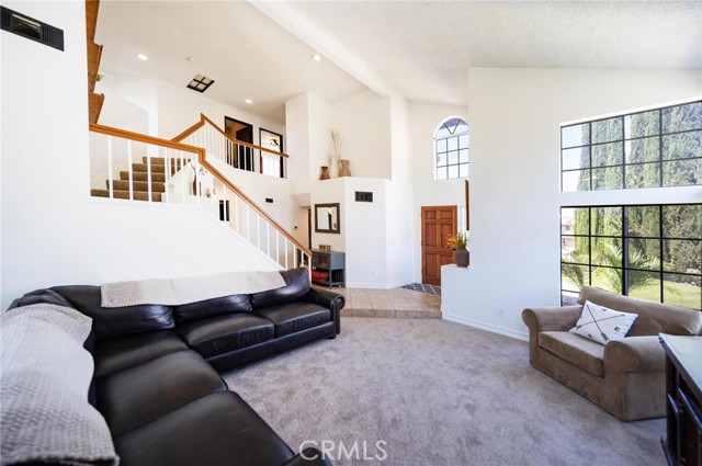 25444 Clover Glen Circle, Murrieta CA: https://media.crmls.org/medias/74eb3bd0-b4b3-46f9-b3d6-55316b388dda.jpg