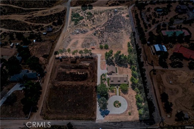 Detail Gallery Image 3 of 41 For 34155 Castlehaven Rd, Agua Dulce,  CA 91390 - 3 Beds | 3 Baths