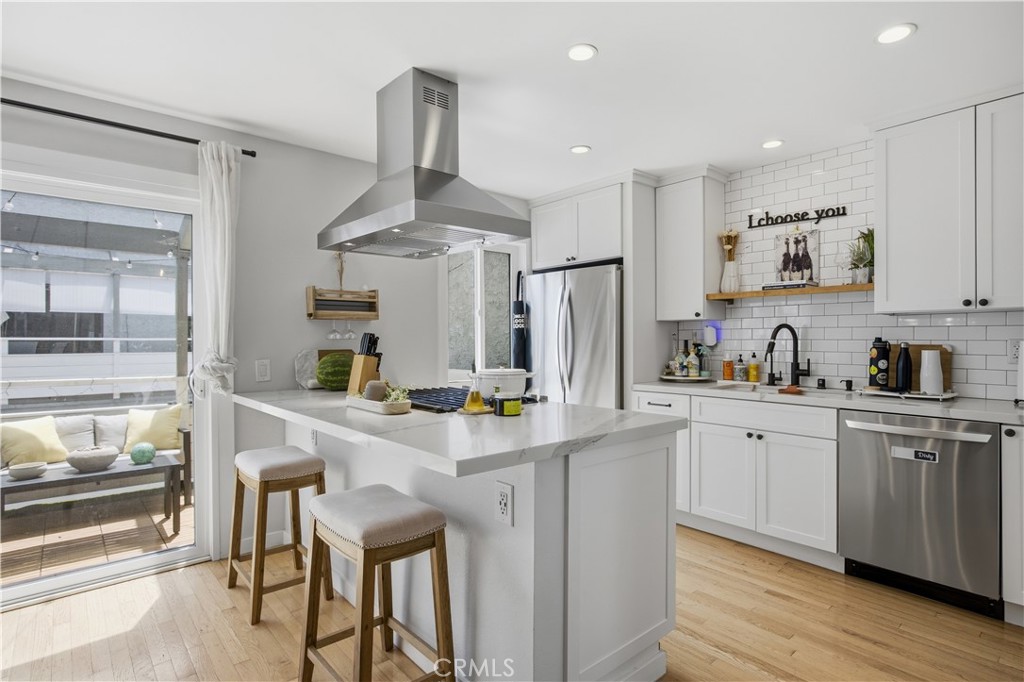 1911 Rockefeller Lane #F