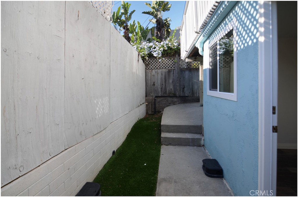 MLS #OC25246159 image #15