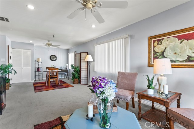 Detail Gallery Image 6 of 24 For 18900 Delaware #43,  Huntington Beach,  CA 92648 - 1 Beds | 1 Baths