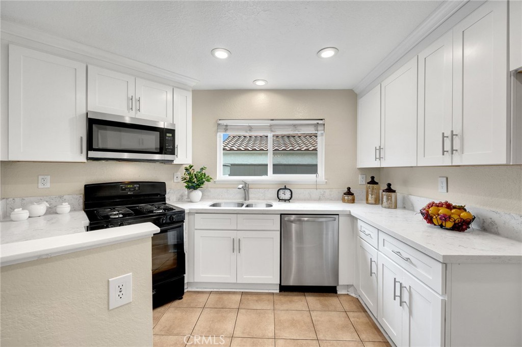 MLS #PW25263737 image #5