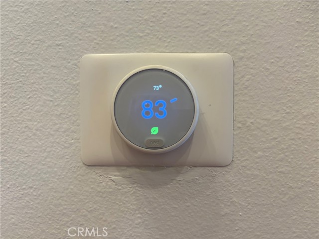 21551 Burbank Boulevard, Woodland Hills CA: https://media.crmls.org/medias/74ee3065-4bb6-4465-bf02-6d323c697742.jpg