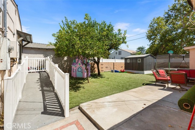 Detail Gallery Image 44 of 56 For 6608 Saint Clair Ave, North Hollywood,  CA 91606 - 4 Beds | 3 Baths