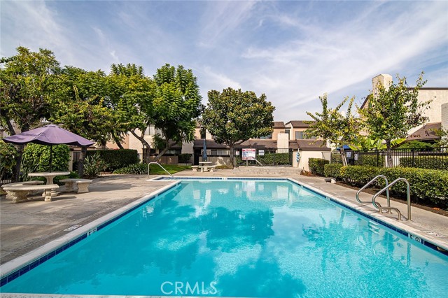 Detail Gallery Image 31 of 38 For 9682 Walker Ct #35,  Cypress,  CA 90630 - 2 Beds | 2/1 Baths