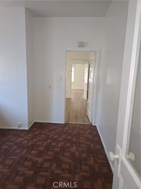 Detail Gallery Image 6 of 44 For 209 S Birch St #B,  Santa Ana,  CA 92701 - 1 Beds | 1 Baths