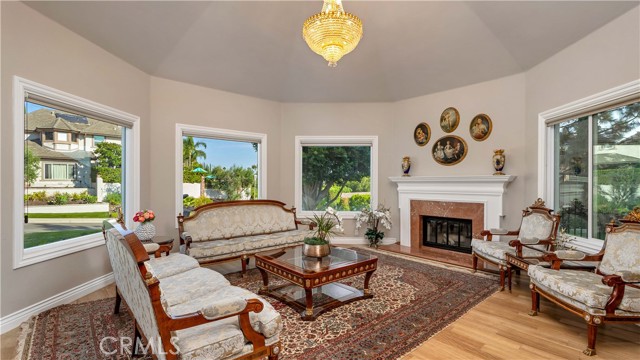 Detail Gallery Image 7 of 65 For 26051 Glen Canyon Dr, Laguna Hills,  CA 92653 - 5 Beds | 4/1 Baths