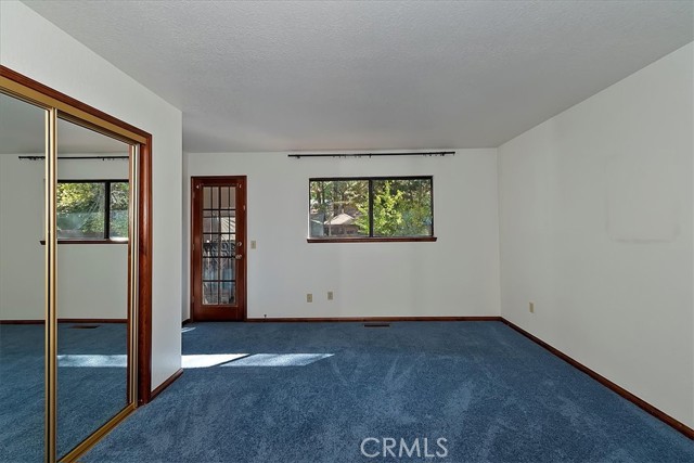 Detail Gallery Image 19 of 38 For 524 E Mountain View, Big Bear City,  CA 92314 - 3 Beds | 2 Baths