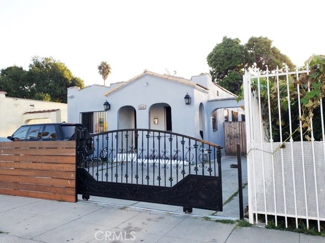 6314 2nd Ave, Los Angeles, CA 90043
