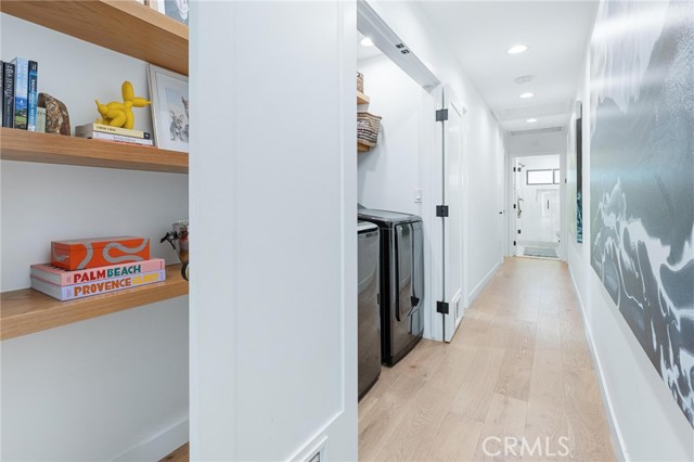 Detail Gallery Image 38 of 59 For 1707 10th St, Manhattan Beach,  CA 90266 - 4 Beds | 2/2 Baths
