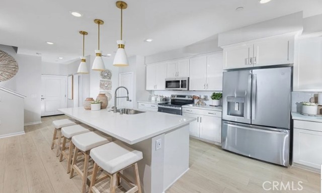 Detail Gallery Image 7 of 24 For 33221 Opal Glass Dr, French Valley,  CA 92596 - 3 Beds | 2/1 Baths