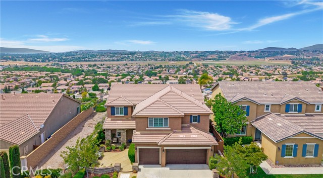 33976 Galleron Street, Temecula CA: https://media.crmls.org/medias/74f18794-1ae7-429e-8a07-bc22d5b8d546.jpg