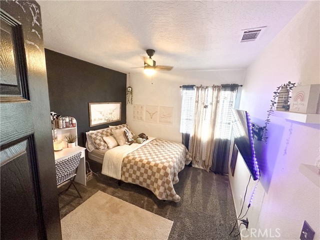 Detail Gallery Image 15 of 22 For 22455 Gold Bar Ct, Apple Valley,  CA 92307 - 4 Beds | 2 Baths