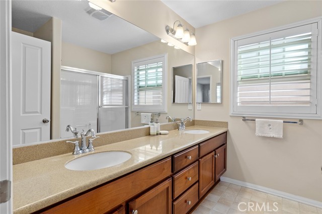 Detail Gallery Image 10 of 61 For 332 Sagehen Ct, Corona,  CA 92878 - 4 Beds | 2/1 Baths