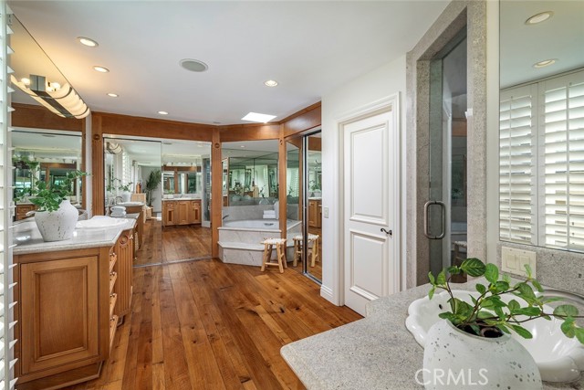 Detail Gallery Image 17 of 31 For 937 Gaviota Dr, Laguna Beach,  CA 92651 - 3 Beds | 3/1 Baths