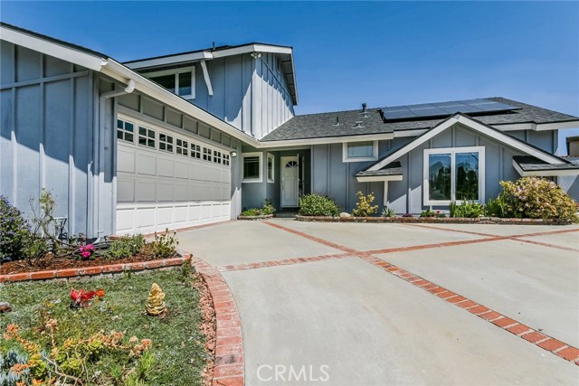 19092 Summerfield Ln, Huntington Beach, CA 92646