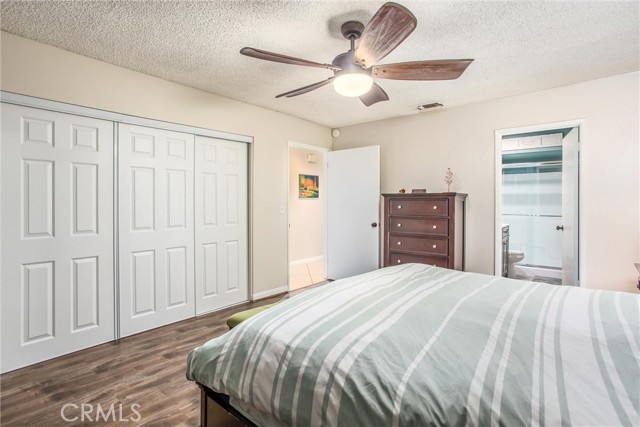 6967 Mountain Avenue, Highland CA: https://media.crmls.org/medias/74f327ed-31f1-4568-a042-e5040b8e18e7.jpg