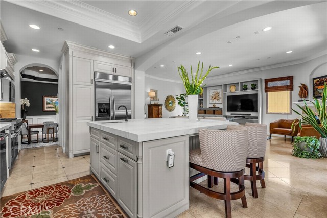 1036 Avenue C, Redondo Beach, California 90277, 5 Bedrooms Bedrooms, ,4 BathroomsBathrooms,Residential,For Sale,Avenue C,SB26075417
